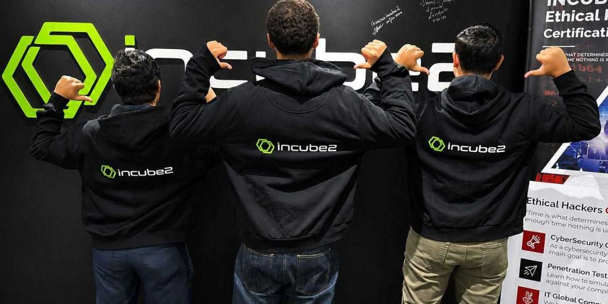 Tres jóvenes representarán a Puerto Rico en la competencia mundial de Microsoft Office y Adobe